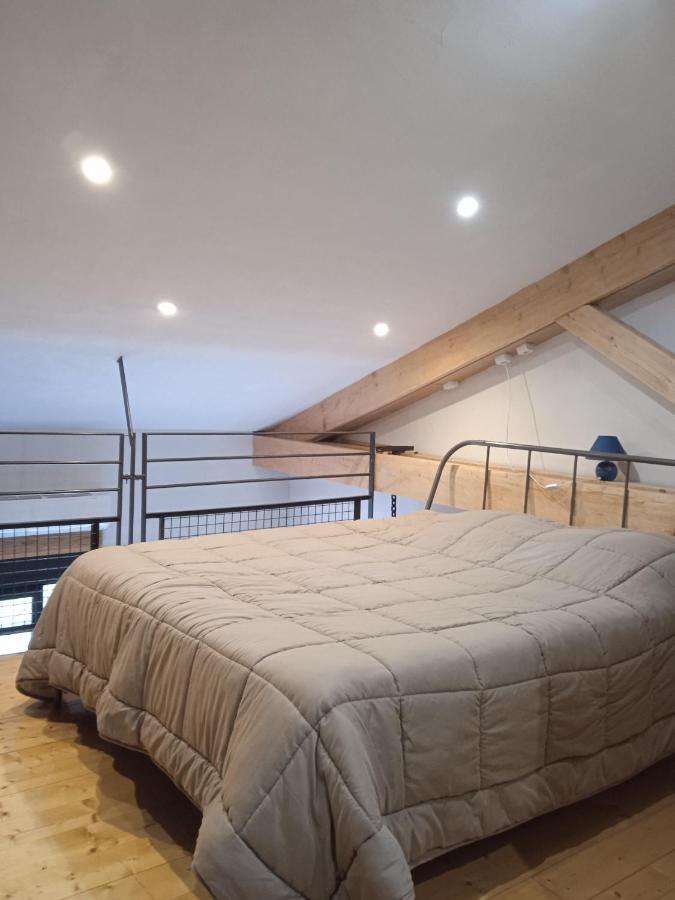Gites De La Berthe Lantriac Room photo
